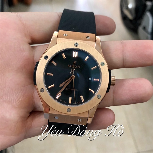 Đồng Hồ Hublot Auto Viền Vàng Mặt Đen - HBĐ080