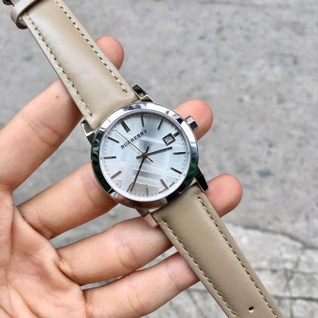 Đồng Hồ Dây Da Burberry Nữ Kính Sapphire BB007 Đồng Hồ Dây Da Burberry Nữ Kính Sapphire BB007