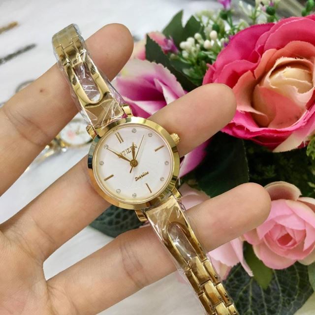 Đồng Hồ Nữ CiTiZen Lắc Tay CZN02 Đồng Hồ Nữ CiTiZen Lắc Tay CZN02