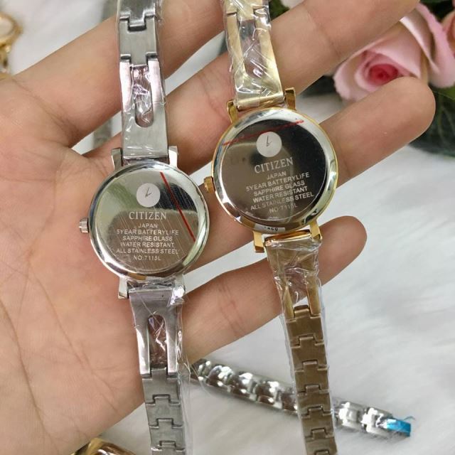 Đồng Hồ Nữ CiTiZen Lắc Tay CZN02 Đồng Hồ Nữ CiTiZen Lắc Tay CZN02