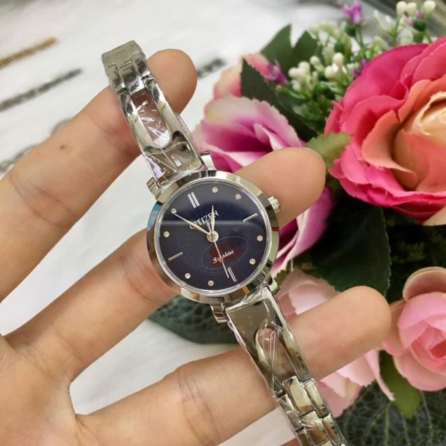 Đồng Hồ Nữ CiTiZen Lắc Tay CZN02 Đồng Hồ Nữ CiTiZen Lắc Tay CZN02