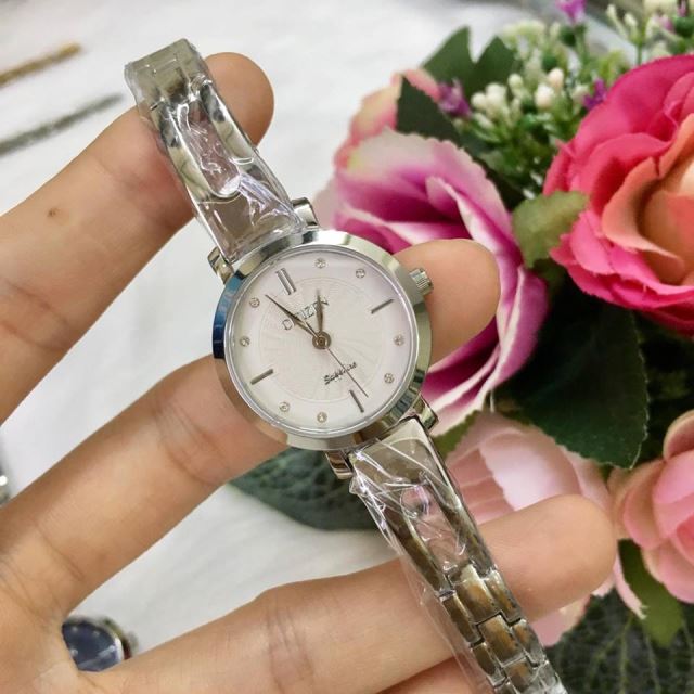Đồng Hồ Nữ CiTiZen Lắc Tay CZN02 Đồng Hồ Nữ CiTiZen Lắc Tay CZN02