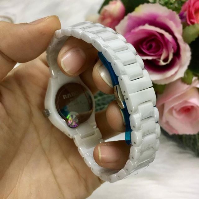 Đông Hồ Nữ RADO Đá Sứ Trắng Hình Hoa