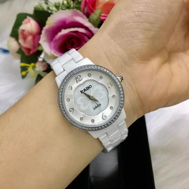 Đông Hồ Nữ RADO Đá Sứ Trắng Hình Hoa