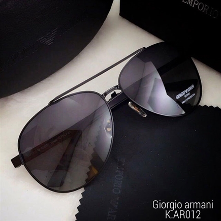 Mắt Kính Giorgio Armani Cao Cấp Sang Trọng - KAR012