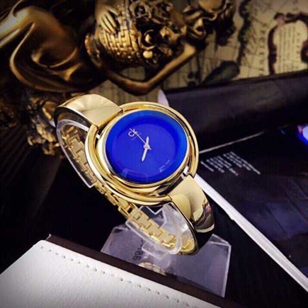 Đồng Hồ Nữ CK Kiềng Độc Lạ CK06