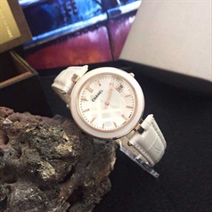 Đồng Hồ Chanel Dây Da Mặt Tròn Cực Hot CN18