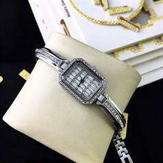 Đồng Hồ Chanel Đá Lắc Tay Sáng Lấp Lánh CN19