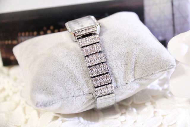 Bee Sister Mặt Vuông Đính Hạt Tuyệt Đẹp BSP03