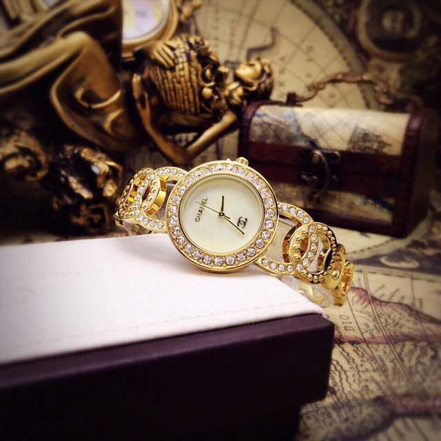 đồng hồ nữ chanel cn11