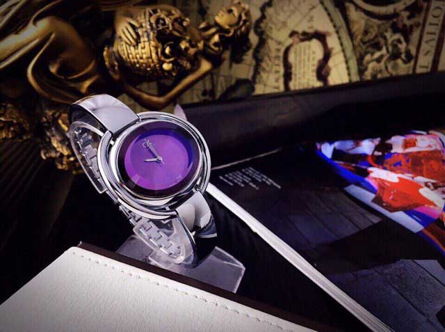 Đồng Hồ Nữ CK Kiềng Độc Lạ CK06