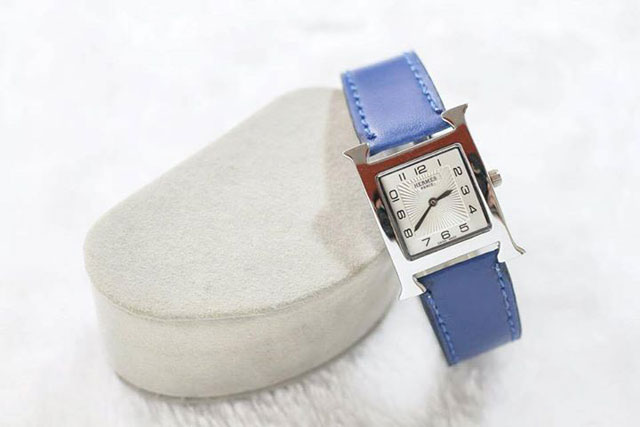 Đồng Hồ Hermes Nữ Dây Da Cá Tính