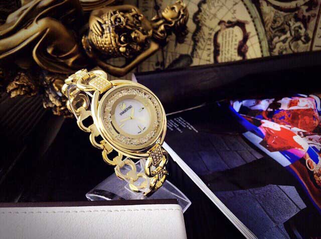 Đồng Hồ Swarovski Mặt Oval Bảng To SW05