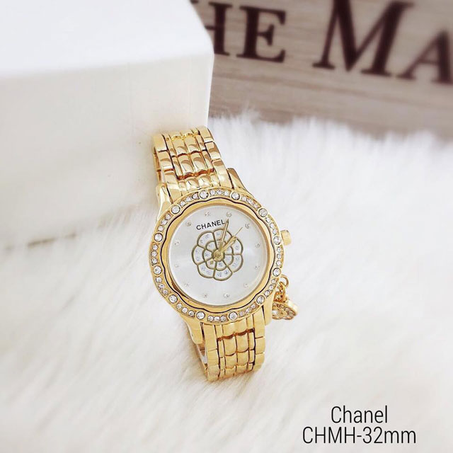 Đồng Hồ Chanel Họa Tiết Độc Đáo Sang Trọng