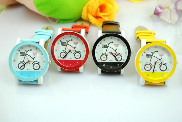 Đồng hồ Nữ hình xe đạp
