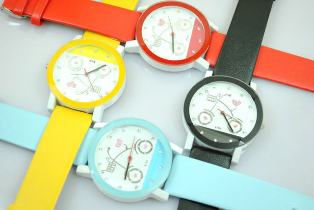 Đồng hồ Nữ hình xe đạp